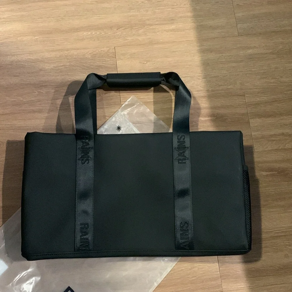 Rains Trail Gym Bag-Black Unisex